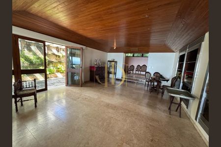 5_photo/0716047f89.1f8e5fb85b415ebd-ATLAS-a98d896f-7cf5-4349-80a9-5cee69b8ca4e.jpg de casa à venda com 4 quartos, 677m² em Barra, Salvador