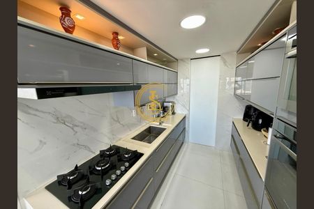 4_photo/07160481c3.0f81dd1a9a4f6ffb-ATLAS-50b1c7e2-413a-4ecc-a1a2-efe90d5e68d5.jpg de apartamento à venda com 3 quartos, 185m² em Graça, Salvador