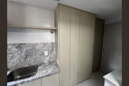 12_photo/07160486d5.65a5c6c23ae0fb49-ATLAS-a4c4d40d-a182-4051-844e-d0dfa39ea2cf.jpg de apartamento à venda com 3 quartos, 135m² em Canela, Salvador