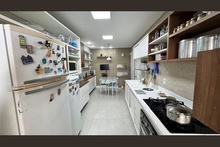 6_photo/071604a98f.31f8faead97f4406-ATLAS-c2759a8e-ec3b-40ec-a652-4e1f08a3bc9e.jpg de apartamento para alugar com 4 quartos, 193m² em Horto Florestal, Salvador