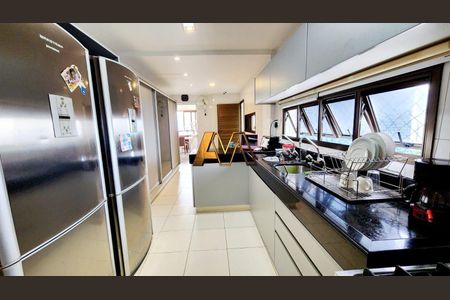 4_photo/071604a9ef.4b227a8d41877f4e-ATLAS-1a1aaf43-1959-49e1-a093-8c0e1bebab89.jpg de apartamento à venda com 4 quartos, 325m² em Horto Florestal, Salvador