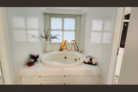 6_photo/071604a9ef.4b227a8d41877f4e-ATLAS-5b1c4fbb-c89a-4c9c-a3b7-3ee2aafb0c5a.jpg de apartamento à venda com 4 quartos, 325m² em Horto Florestal, Salvador