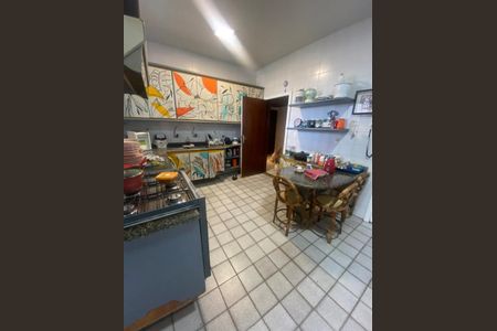 13_photo/071604abdb.c1f363b49e2d7734-ATLAS-b150f205-5d9f-43dc-bb53-e838c03ff65e.jpg de apartamento à venda com 4 quartos, 220m² em Horto Florestal, Salvador