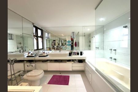 1_photo/071604ad67.84e4bd4acdf3fd4b-ATLAS-d7af1928-3cf7-4e6e-9cdc-a547d28ccda4.jpg de apartamento à venda com 3 quartos, 252m² em Horto Florestal, Salvador