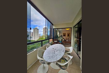 1_photo/071604b1c7.6853ae5daf2b011b-ATLAS-01f7d70d-8f17-4ba1-b6aa-cad8a2ff4f0b.jpg de apartamento à venda com 4 quartos, 167m² em Acupe, Salvador