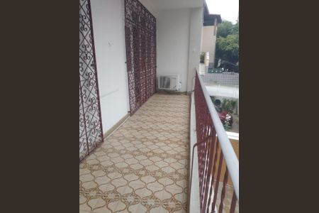 4_photo/071604c9d5.7a69ff73eb43ff8d-ATLAS-e373b93e-a2f0-4c39-a1ca-fe159241ed8a.jpg de casa à venda com 5 quartos, 210m² em Brotas, Salvador