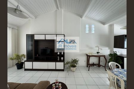 11_photo/071604d16d.cc80a849dbb3670d-ATLAS-13a424ae-7bc4-490c-8bce-78846ad4fd16.jpg de casa à venda com 4 quartos, 220m² em Vila Laura, Salvador