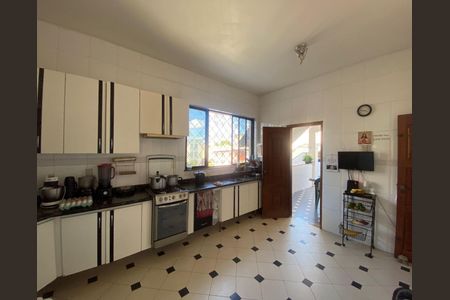 12_photo/071604d6a7.e8818d4a5c5dde9d-ATLAS-44a14d65-e2be-4831-9341-0418a83b8bf9.jpg de casa à venda com 4 quartos, 208m² em Vila Laura, Salvador