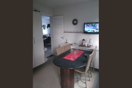 4_photo/071604d8e9.2f15d505e37c7ac5-ATLAS-ee1d5fa6-ec02-42bc-ac8b-df625679cdc8.jpg de casa à venda com 4 quartos, 450m² em Barbalho, Salvador