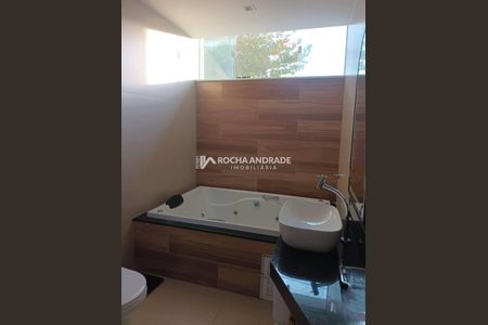 8_photo/07160f8a9f.ceff8192393c33de-ATLAS-625f02ea-47f2-4b4d-921b-31f770a6baa3.jpg de casa à venda com 4 quartos, 210m² em Bonfim, Salvador