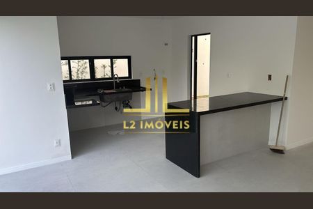 13_photo/07161073db.ceff8192393c33de-ATLAS-37fa21db-1617-4a5c-a2e4-b31e2f87c178.jpg de casa à venda com 4 quartos, 168m² em Mata Escura, Salvador