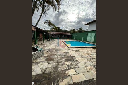 5_photo/0716108e5d.f861ecc718bdcbd7-ATLAS-470951a9-97cb-4c0e-847a-9d0fe0cb62bc.jpg de casa à venda com 6 quartos, 190m² em São Marcos, Salvador