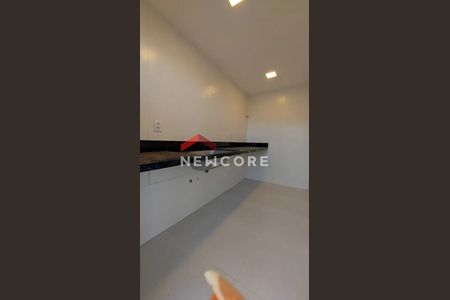 6_photo/071610a155.4cea1a0b3f6bbd2f-ATLAS-1803a35f-3e0a-4a25-912e-aa6860be0f54.jpg de casa de condomínio à venda com 4 quartos, 266m² em Vale dos Lagos, Salvador