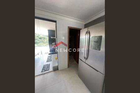 17_photo/071610a155.4cea1a0b3f6bbd2f-ATLAS-98a8e4cb-cb4e-418a-b9df-99b71ffd2afc.jpg de casa de condomínio à venda com 6 quartos, 380m² em Vale dos Lagos, Salvador