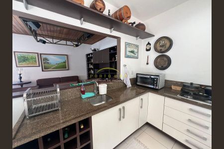 2_photo/071610a9f3.bd2dffe6b68feeb7-ATLAS-9480f026-201f-493d-bd47-b3c80dc2f4d2.jpg de casa à venda com 6 quartos, 660m² em Patamares, Salvador