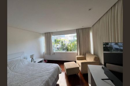 3_photo/071610a9f3.bd2dffe6b68feeb7-ATLAS-98c9fcc0-c3f3-4da2-8c13-b9de304c5f36.jpg de casa à venda com 6 quartos, 660m² em Patamares, Salvador