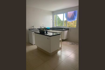 6_photo/071610a9f3.bd2dffe6b68feeb7-ATLAS-dda97c73-abaf-4842-ad39-0d8339cd1871.jpg de casa à venda com 6 quartos, 1200m² em Patamares, Salvador