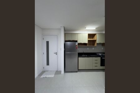 7_photo/071610ab53.c6544703e1ae441e-ATLAS-dfda01d9-4dd4-4f63-8fb9-7774fa37ce0b.jpg de apartamento para alugar com 1 quarto, 50m² em Alphaville I, Salvador