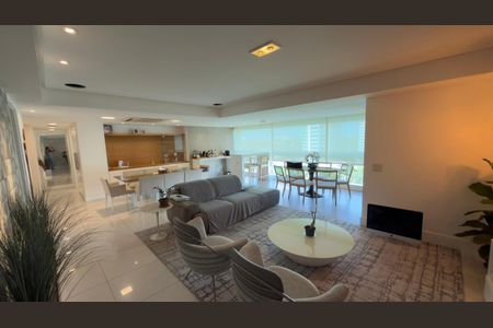 8_photo/071610ab9d.1e45c290f45d527b-ATLAS-4a1ee6bf-b700-4496-ba5e-0decdff1c55a.jpg de apartamento à venda com 3 quartos, 142m² em Alphaville I, Salvador