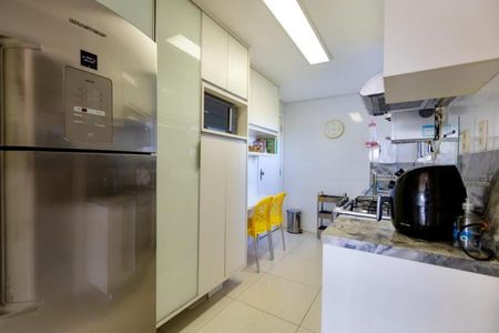 26_photo/071610aba7.31b814cc611d1a2f-ATLAS-fa841399-4af5-4a0c-9a8e-0b505489dbec.jpg de apartamento para alugar com 3 quartos, 131m² em Alphaville I, Salvador