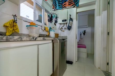 38_photo/071610aba7.31b814cc611d1a2f-ATLAS-fed6e97c-c115-49cb-b7ff-7e90eebd5646.jpg de apartamento para alugar com 3 quartos, 131m² em Alphaville I, Salvador