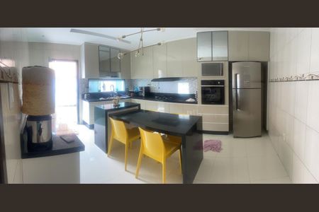5_photo/07161656b3.aef4de6394ba8e6d-ATLAS-cb65b243-d331-4ed9-9264-d4f3da86c255.jpg de casa à venda com 4 quartos, 250m² em São Cristóvão, Salvador
