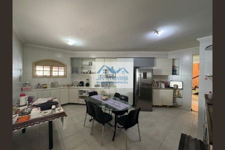 5_photo/071616f63f.f861ecc718bdcbd7-ATLAS-d89feb09-d737-4c4f-9d3b-4547426a3cb2.jpg de casa à venda com 5 quartos, 210m² em Jardim das Margaridas, Salvador