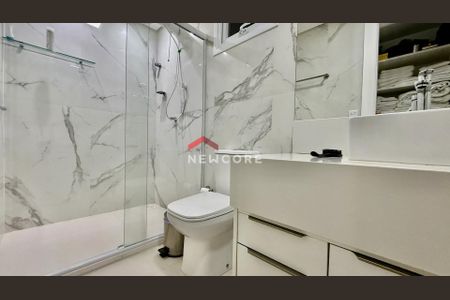 16_photo/071617264d.ef9097c2fd5b064b-ATLAS-c21ce9f9-e4f4-48d6-9aca-cf4e0d5a032d.jpg de casa de condomínio à venda com 5 quartos, 630m² em Alphaville II, Salvador