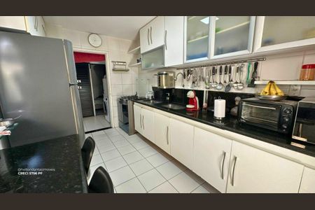 35_photo/07161741a7.fbea39aa3385a93f-ATLAS-086b4bbc-a7ab-4f28-99e8-ae15c228083d.jpg de casa à venda com 4 quartos, 303m² em Piatã, Salvador