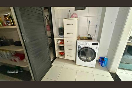 37_photo/07161741a7.fbea39aa3385a93f-ATLAS-81d4cae7-c4b8-4f08-8fc0-fe854c6ee4f7.jpg de casa à venda com 4 quartos, 303m² em Piatã, Salvador