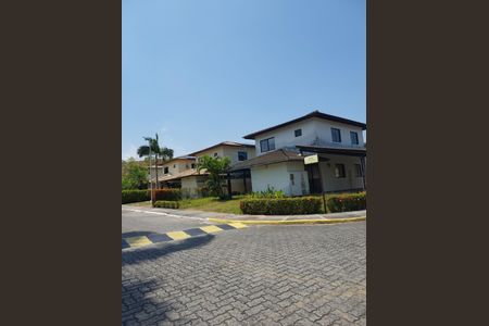 12_photo/07161743e1.7aa7752cca68cf40-ATLAS-7f94fc32-c0f0-46dd-99f4-4e76994f0f7e.jpg de casa à venda com 5 quartos, 180m² em Piatã, Salvador