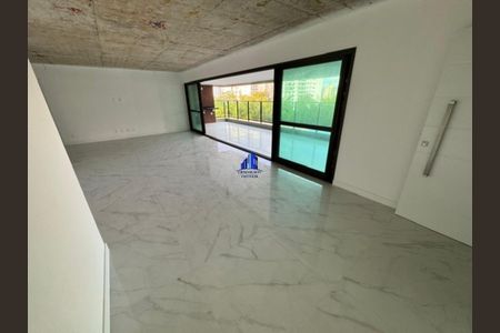 4_photo/07161754b3.31b814cc611d1a2f-ATLAS-986a221b-344d-4e37-bb52-d75fc0c0883e.jpg de apartamento à venda com 4 quartos, 220m² em Alphaville I, Salvador