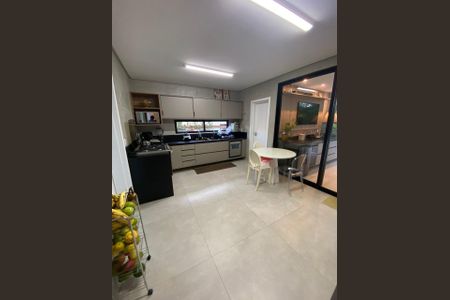 8_photo/0716175583.37cb06cf9857ae2b-ATLAS-634ae6d2-902e-4b42-8b2e-1b3d73eceace.jpg de casa à venda com 4 quartos, 450m² em Patamares, Salvador