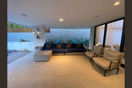 4_photo/0716175583.37cb06cf9857ae2b-ATLAS-c3f9efdc-1299-48f7-8c00-e3e8cc4d1289.jpg de casa à venda com 4 quartos, 450m² em Patamares, Salvador