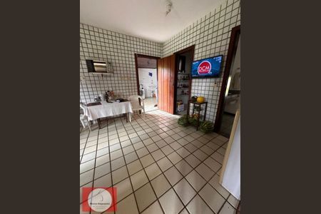 7_photo/0716175e2f.49d655132eb04021-ATLAS-5b2137ff-2c67-4e33-8cb9-b3cdd86da59c.jpg de casa à venda com 4 quartos, 300m² em Jardim Placaford, Salvador