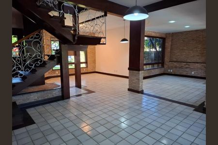 3_photo/0716175f25.e7addae7bde7a197-ATLAS-2644ae6a-1fa2-4041-bcaa-2ed1a4f3fb55.jpg de casa à venda com 5 quartos, 600m² em Piatã, Salvador