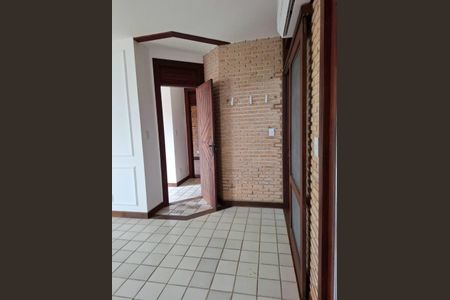 6_photo/0716175f25.e7addae7bde7a197-ATLAS-3643ec2b-d2ac-4bc8-a404-b152e9737220.jpg de casa à venda com 5 quartos, 600m² em Piatã, Salvador