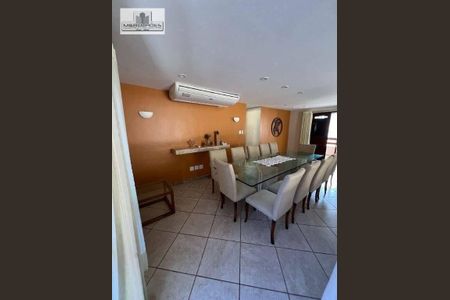 3_photo/0716176231.b7a28b76476596d7-ATLAS-b15ba4e3-56be-46c6-bc4e-e444ab11ccb8.jpg de casa à venda com 7 quartos, 336m² em Jardim Placaford, Salvador