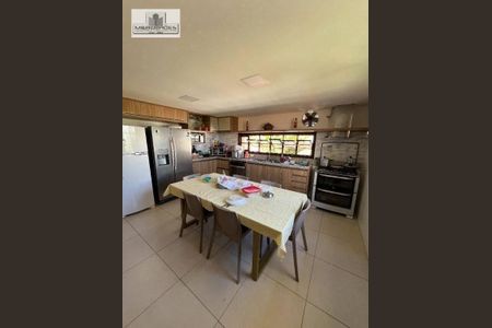 6_photo/0716176231.b7a28b76476596d7-ATLAS-d126e7d1-8d27-4bb6-b3d3-514ffaa3c2fb.jpg de casa à venda com 7 quartos, 336m² em Jardim Placaford, Salvador