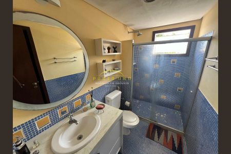 7_photo/071617843b.c405d9b7cdaa4033-ATLAS-772a628b-e6a3-43e4-b8a9-97705f26ac0d.jpg de casa à venda com 4 quartos, 303m² em Itapuã, Salvador