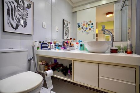 12_photo/071617843b.c405d9b7cdaa4033-ATLAS-882e441a-ca82-4bb3-999b-3f7ea3a88f13.jpg de casa à venda com 4 quartos, 241m² em Itapuã, Salvador