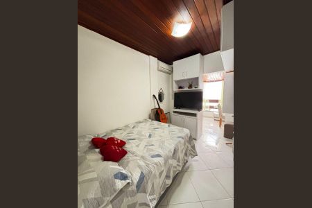 19_photo/0716179307.ceff8192393c33de-ATLAS-e68f9c7f-b16d-4456-88b4-eb263bf1dc1f.jpg de casa à venda com 3 quartos, 146m² em Stella Maris, Salvador