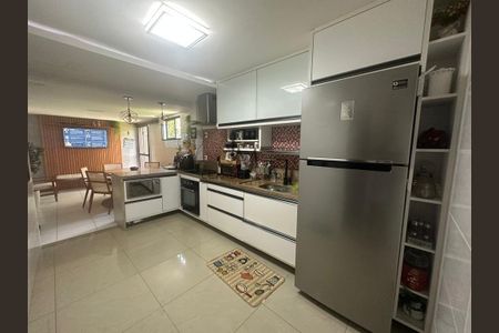 10_photo/071617935d.123a33632886331f-ATLAS-4e229f72-9bd2-4767-9d44-c76d78aaa122.jpg de casa à venda com 3 quartos, 122m² em Itapuã, Salvador