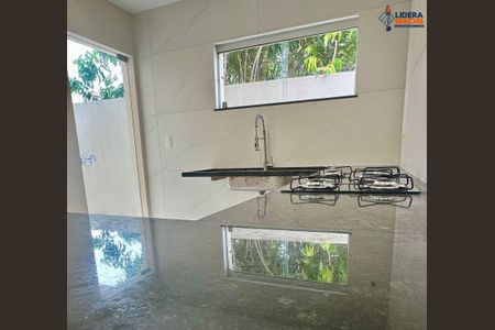 10_photo/07161794d1.ceff8192393c33de-ATLAS-d5652b9c-1f85-4123-a24e-360bb99e7bfc.jpg de casa à venda com 4 quartos, 130m² em Stella Maris, Salvador