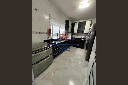 13_photo/071617bb33.f468b0c7bf094498-ATLAS-c8affcea-0dfc-4c32-beb1-fd896458a526.jpg de casa à venda com 4 quartos, 250m² em Stella Maris, Salvador