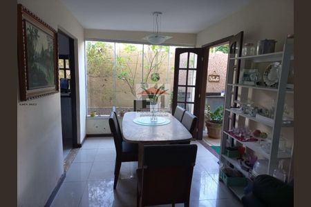 11_photo/071617c1dd.e100dba37721dde7-ATLAS-9b9aed03-0b73-4e56-ba91-e0b1ef680c4e.jpg de casa à venda com 4 quartos, 399m² em Stella Maris, Salvador