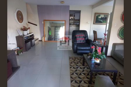 4_photo/071617c1dd.e100dba37721dde7-ATLAS-d1599262-8e29-4242-852e-0be2cd00b73e.jpg de casa à venda com 4 quartos, 399m² em Stella Maris, Salvador