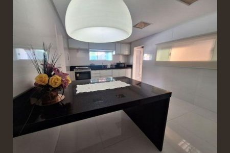 17_photo/0716182989.e5c1dbf3952ec410-ATLAS-e1777198-c6a2-4f0d-a434-eecb58c73bf6.jpg de casa à venda com 3 quartos, 230m² em Itapuã, Salvador