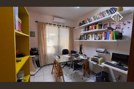 31_photo/07161829f1.bc4f0453d3ce403e-ATLAS-6dcb3efd-85d4-4b26-8a74-a955e963fed1.jpg de casa à venda com 4 quartos, 120m² em Itapuã, Salvador