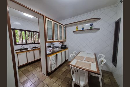 10_photo/071619e08d.e6e1c947b02cf8fb-ATLAS-63cb134d-4f15-4351-bbbe-bae3e570f8b6.jpg de casa à venda com 4 quartos, 280m² em Piatã, Salvador